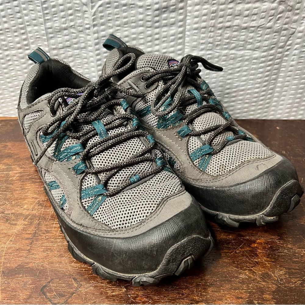 Patagonia Women's Forge Tidal Vibram Soles Gray Hiking Shoes - Picture 8 of 11